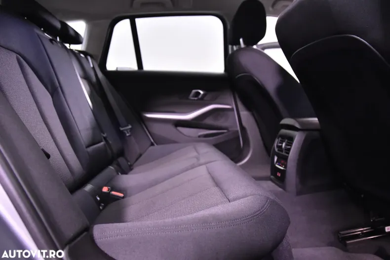 BMW Seria 3 din 2023 cu 77.735 km - oferta BMW184399 - foto 12