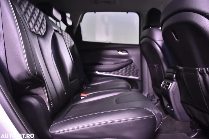 Hyundai SANTA FE din 2021 cu 49.388 km - oferta HYU184401 - foto 12