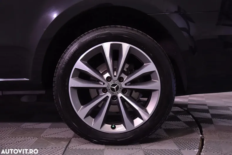 Mercedes-Benz V din 2023 cu 109.534 km - oferta MER184404 - foto 14