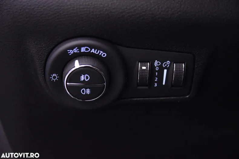 Jeep Compass din 2021 cu 42.853 km - oferta JEE184428 - foto 10