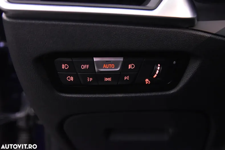 BMW Seria 3 din 2020 cu 165.498 km - oferta BMW184429 - foto 15