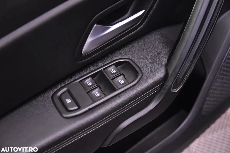 Dacia Duster din 2022 cu 66.914 km - oferta DAC184431 - foto 14