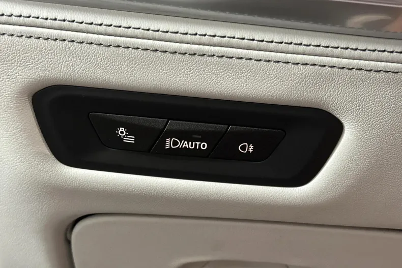 BMW X5 M (Seria X) din 2023 cu 51.607 km - oferta BMW184438 - foto 15