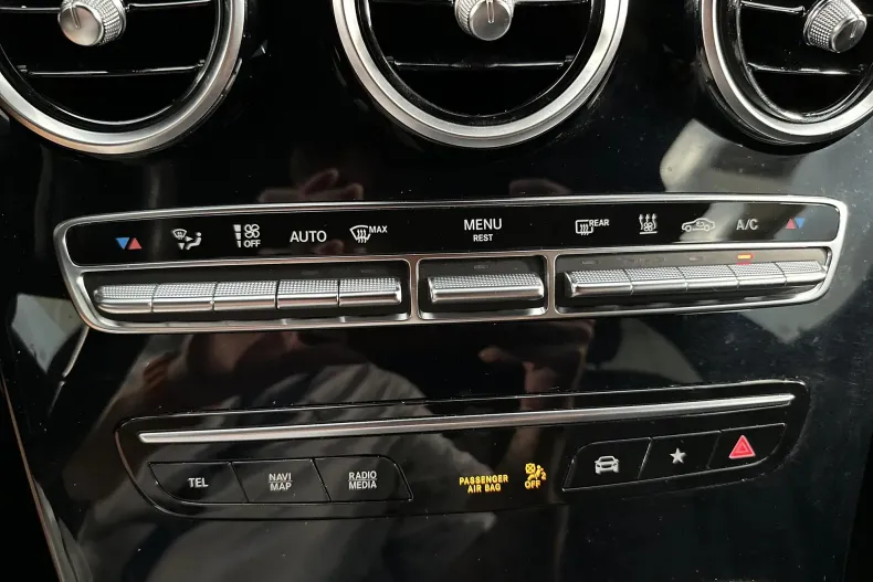 Mercedes-Benz GLC din 2020 cu 135.691 km - oferta MER184439 - foto 18