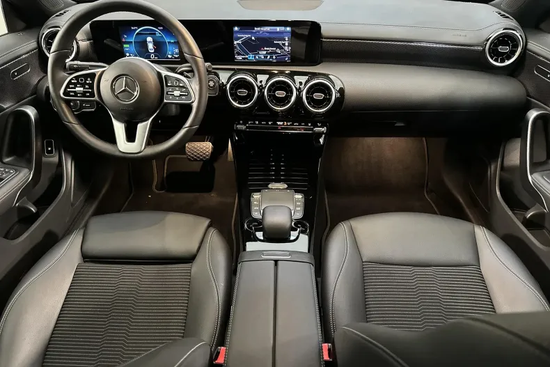 Mercedes-Benz CLA (Clasa CLA) din 2022 cu 96.663 km - oferta MER184441 - foto 9