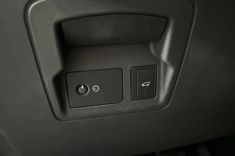 Land Rover Range Rover Velar din 2021 cu 60.500 km - oferta LAN184444 - foto 13