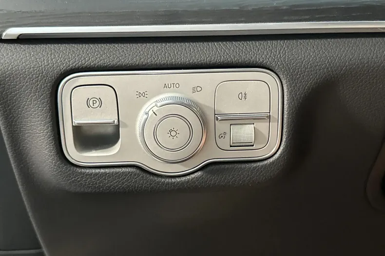 Mercedes-Benz GLE din 2024 cu 59.074 km - oferta MER184445 - foto 16