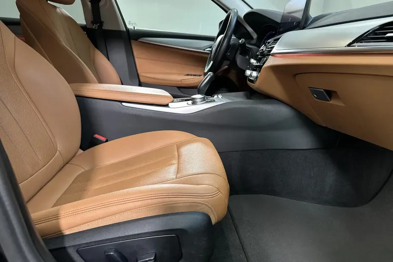 BMW Seria 5 din 2021 cu 125.530 km - oferta BMW184446 - foto 10