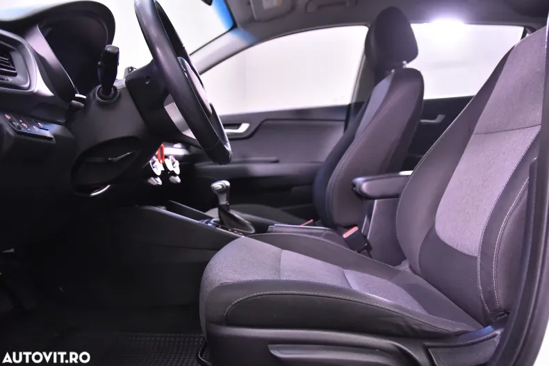 Kia Stonic din 2022 cu 65.929 km - oferta KIA184452 - foto 21