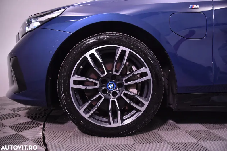BMW Seria 5 din 2023 cu 58.634 km - oferta BMW184460 - foto 13