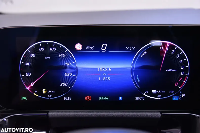 Mercedes-Benz GLA din 2024 cu 11.895 km - oferta MER184467 - foto 10