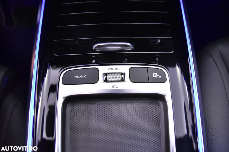 Mercedes-Benz GLA din 2024 cu 11.895 km - oferta MER184467 - foto 18