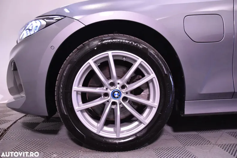 BMW Seria 3 din 2023 cu 16.493 km - oferta BMW184471 - foto 13