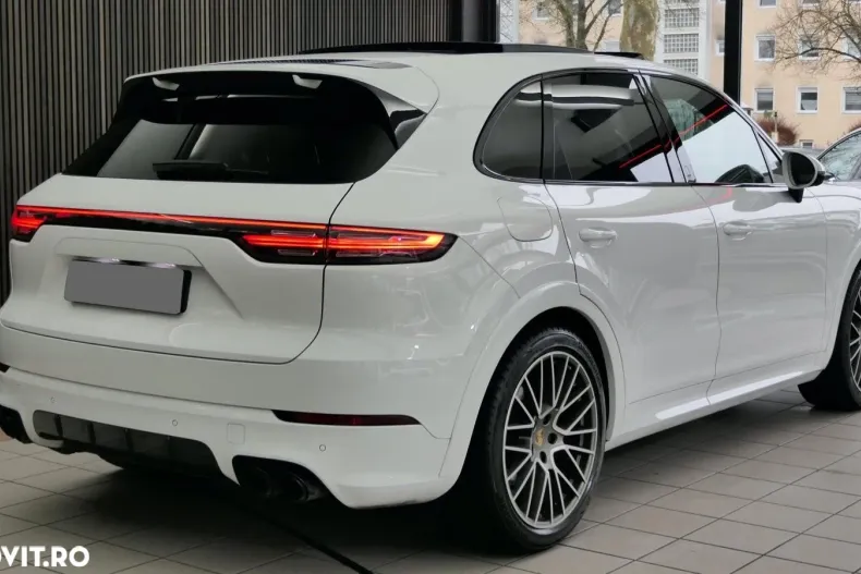 Porsche Cayenne din 2022 cu 72.000 km - oferta POR184482 - foto 4