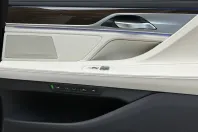 BMW Seria 7 din 2021 cu 66.100 km - oferta BMW184483 - foto 29