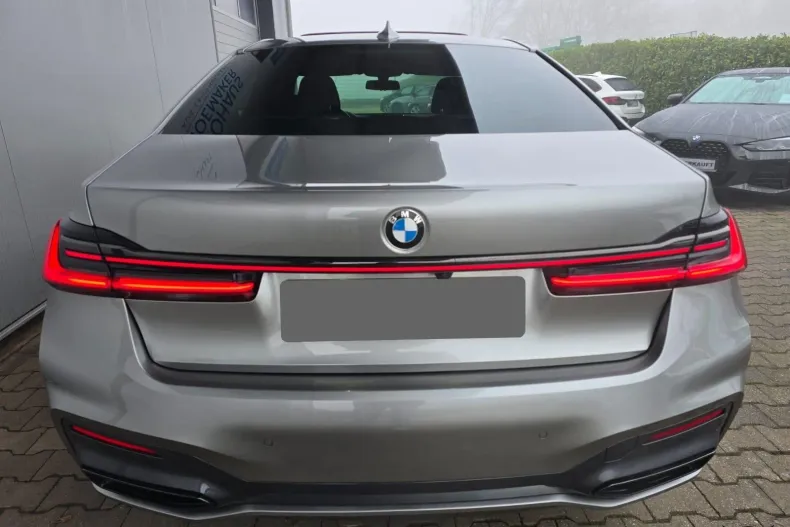 BMW Seria 7 din 2021 cu 106.700 km - oferta BMW184485 - foto 7