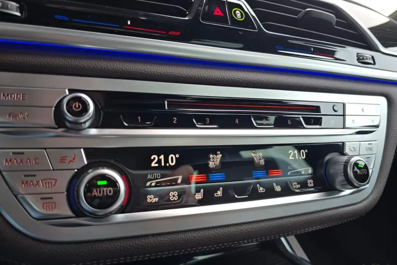 BMW Seria 7 din 2021 cu 106.700 km - oferta BMW184485 - foto 13