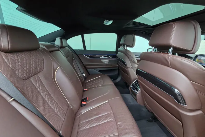 BMW Seria 7 din 2021 cu 106.700 km - oferta BMW184485 - foto 28