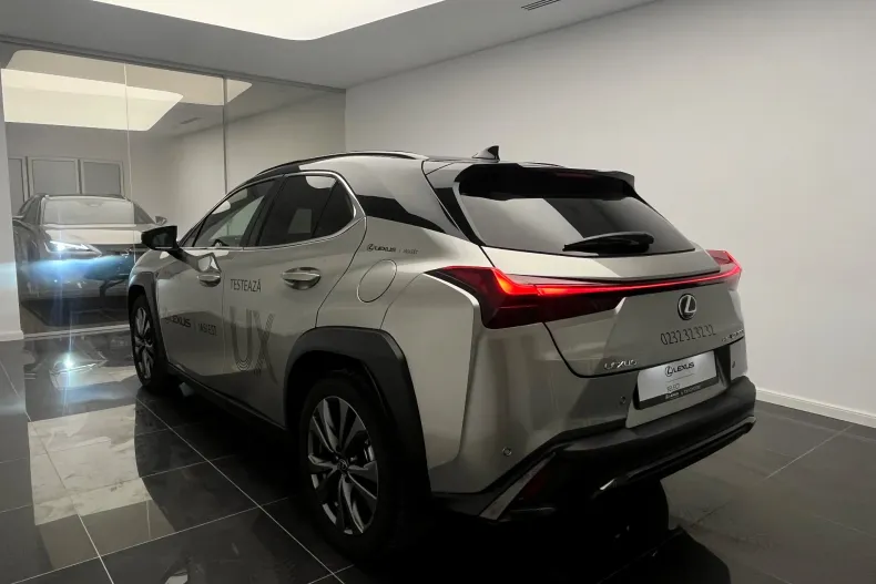 Lexus UX din 2025 cu 3.500 km - oferta LEX184488 - foto 11