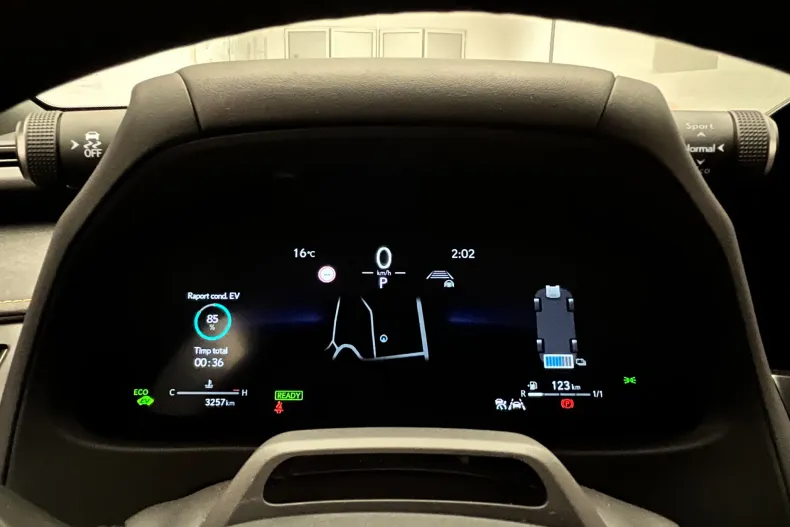 Lexus UX din 2025 cu 3.500 km - oferta LEX184488 - foto 16