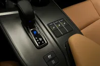 Lexus UX din 2025 cu 3.500 km - oferta LEX184488 - foto 26