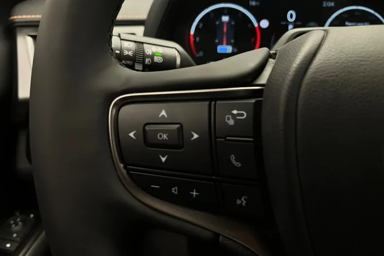 Lexus UX din 2025 cu 3.500 km - oferta LEX184488 - foto 32