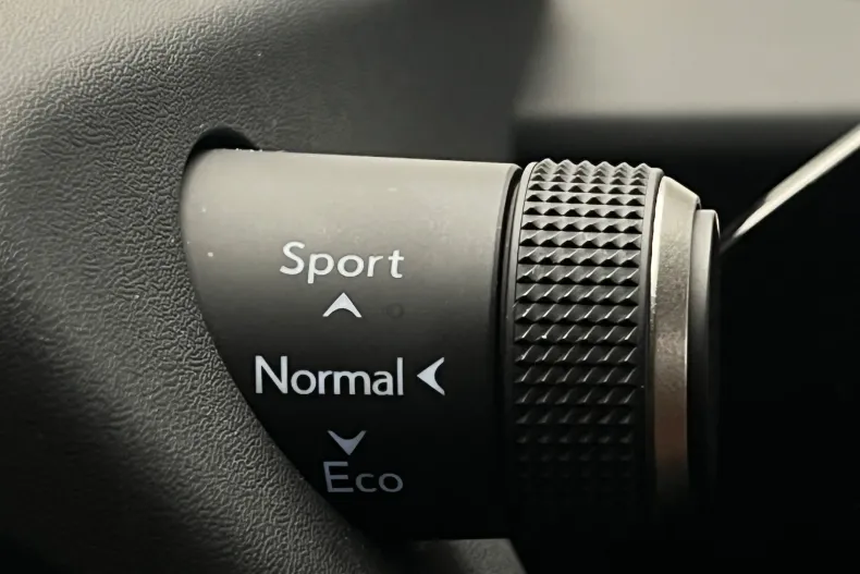 Lexus UX din 2025 cu 3.500 km - oferta LEX184488 - foto 33