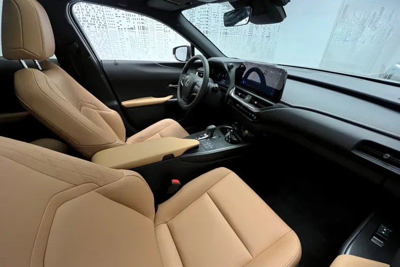 Lexus UX din 2025 cu 3.500 km - oferta LEX184488 - foto 34