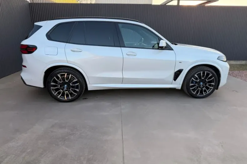 BMW X5 (Seria X) din 2023 cu 71.342 km - oferta BMW184492 - foto 8