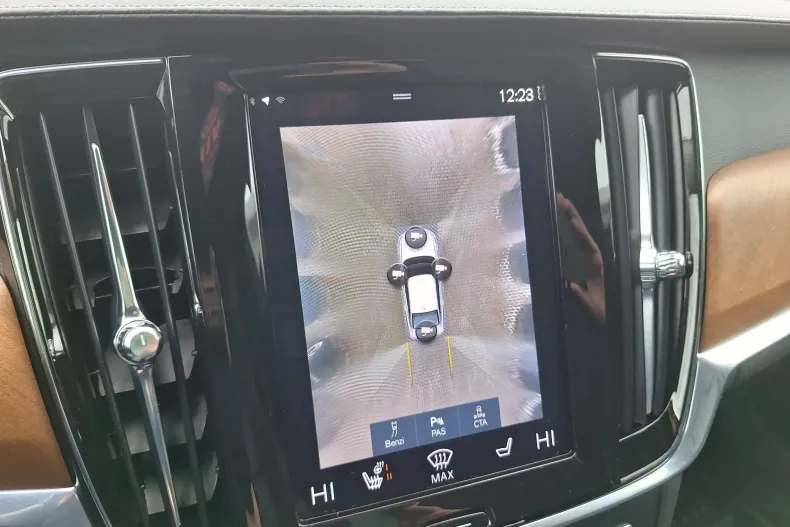 Volvo S90 din 2020 cu 110.627 km - oferta VOL184496 - foto 35