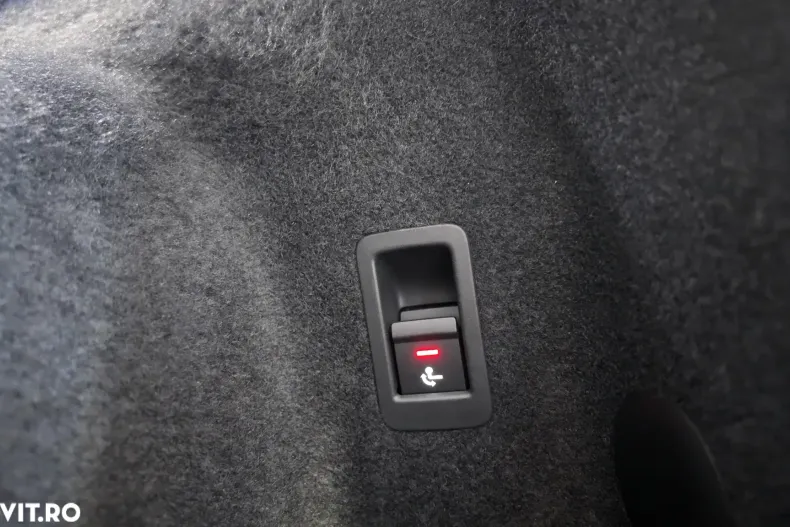 Audi Q3 din 2021 cu 75.550 km - oferta AUD184501 - foto 35