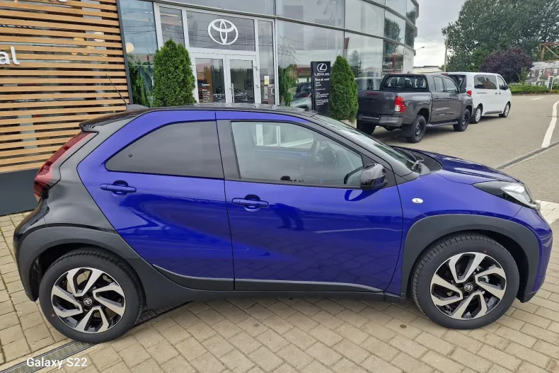 Toyota Aygo (X) din 2025 cu 491 km - oferta TOY184532 - foto 8