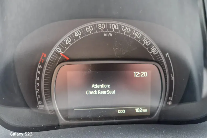 Toyota Aygo (X) din 2025 cu 491 km - oferta TOY184532 - foto 12