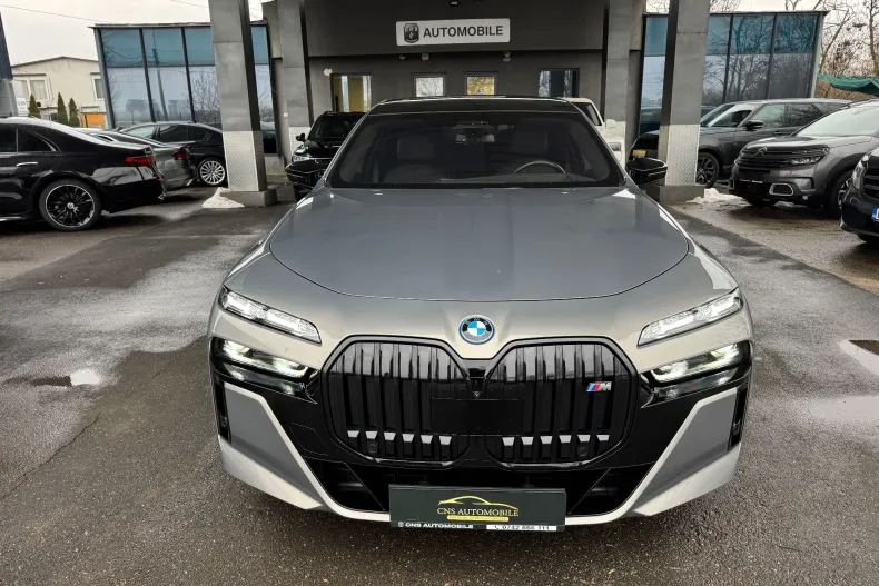 BMW M7 (Modele M) din 2023 cu 35.200 km - oferta BMW184535 - foto 2