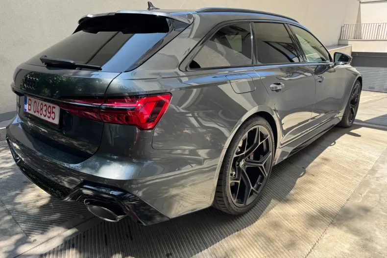 Audi RS6 din 2025 cu 37 km - oferta AUD184536 - foto 17