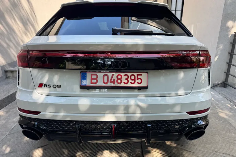 Audi RSQ8 din 2025 cu 13 km - oferta AUD184537 - foto 4