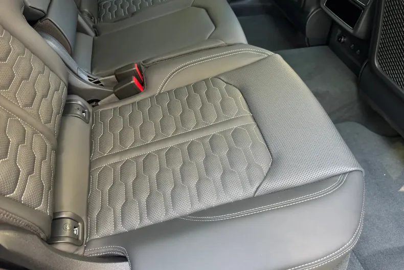 Audi RSQ8 din 2025 cu 13 km - oferta AUD184537 - foto 12