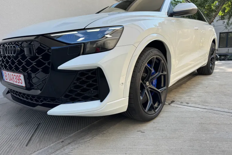 Audi RSQ8 din 2025 cu 13 km - oferta AUD184537 - foto 27