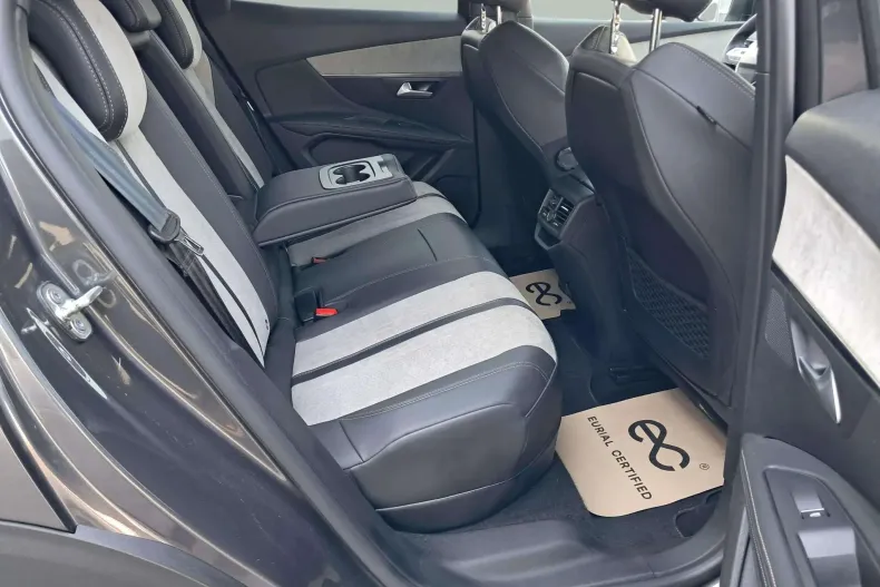 Peugeot 3008 din 2021 cu 72.372 km - oferta PEU184539 - foto 8