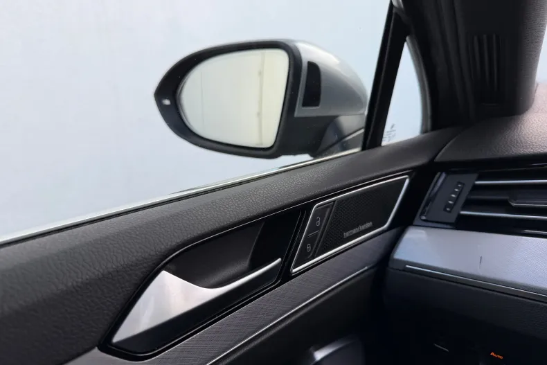 Volkswagen Passat din 2022 cu 169.000 km - oferta VOL184545 - foto 11