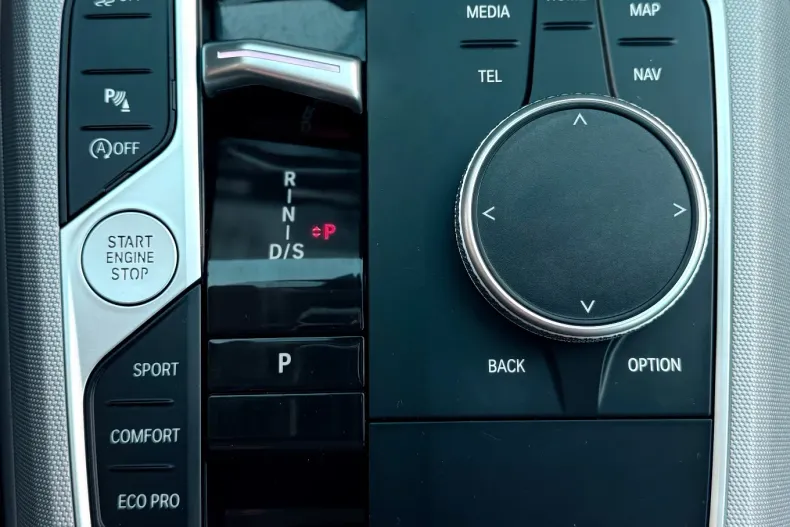 BMW Seria 3 din 2024 cu 7.000 km - oferta BMW184547 - foto 30