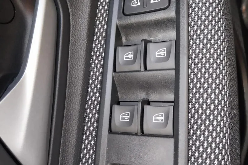 Dacia Sandero Stepway din 2025 cu 12 km - oferta DAC184548 - foto 8