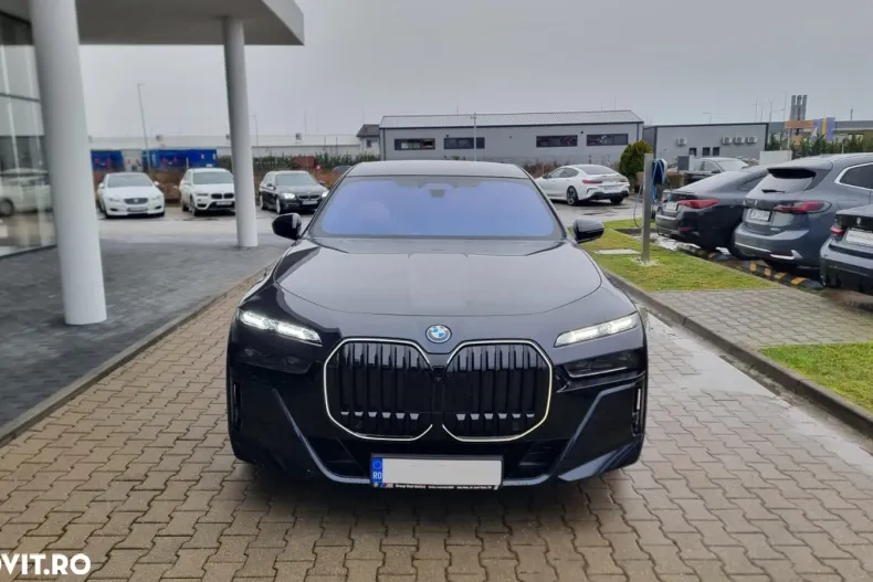 BMW Seria 7 din 2026 cu 6.000 km - oferta BMW184550 - foto 4