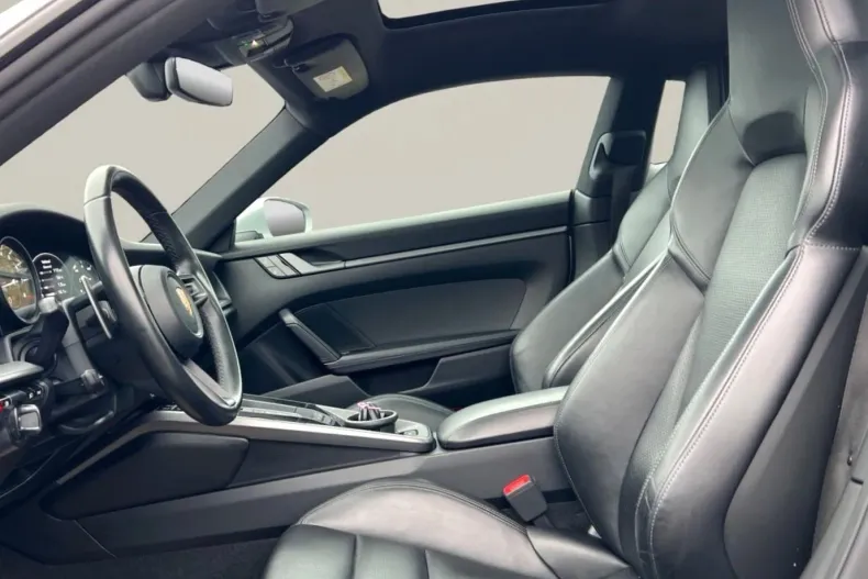 Porsche 911 din 2020 cu 68.500 km - oferta POR184556 - foto 4