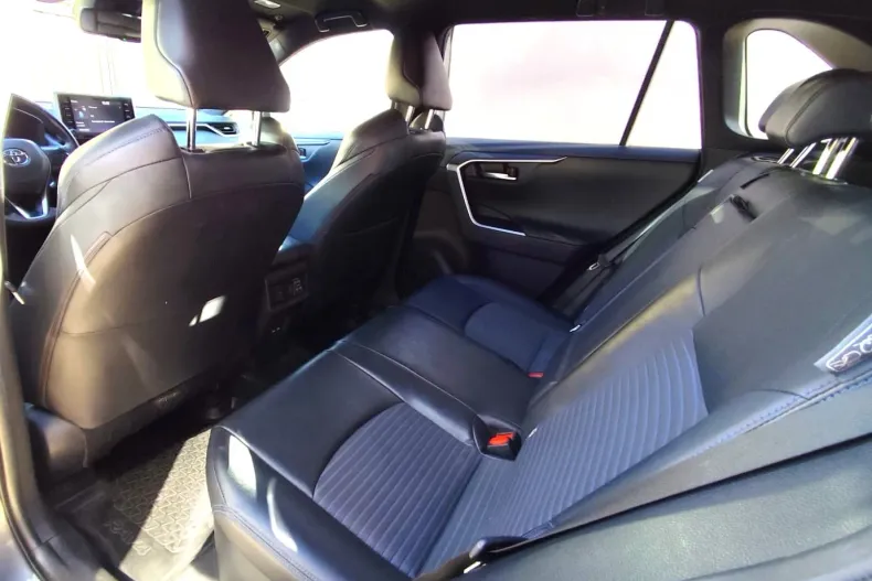 Toyota RAV4 din 2021 cu 45.000 km - oferta TOY184557 - foto 10