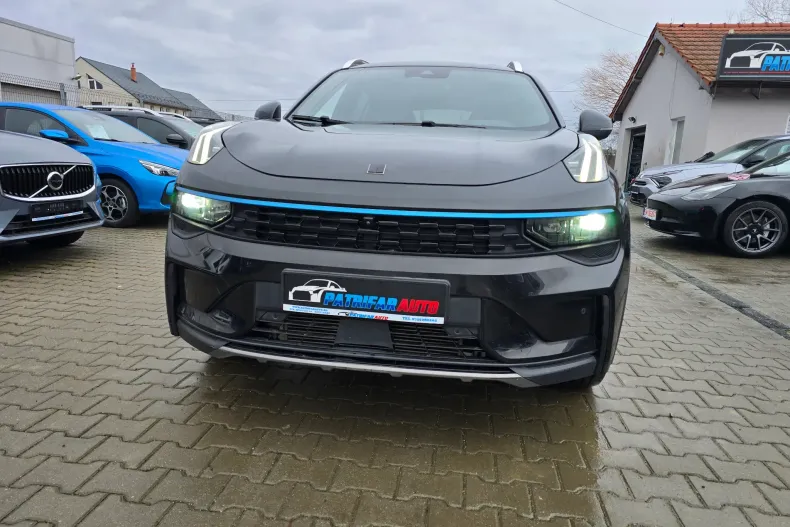 Lynk&Co 01 din 2023 cu 37.223 km - oferta LYN184560 - foto 5