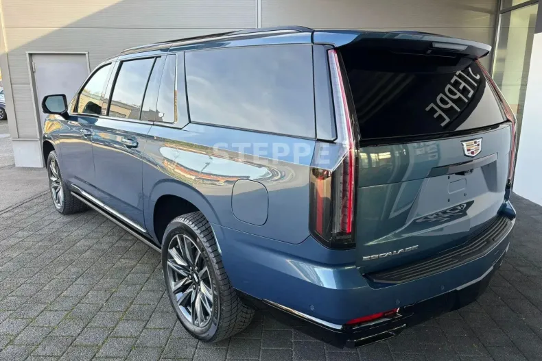 Cadillac Escalade din 2026 cu 10 km - oferta CAD184563 - foto 4