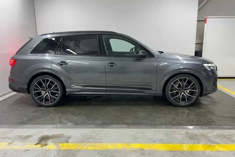 Audi Q7 din 2024 cu 25.900 km - oferta AUD184565 - foto 5