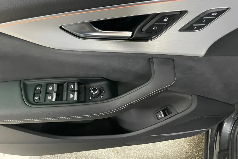 Audi Q7 din 2024 cu 25.900 km - oferta AUD184565 - foto 13