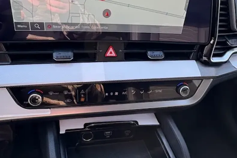 Kia Sportage din 2025 cu 1.774 km - oferta KIA184574 - foto 12